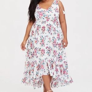 TORRID White Floral Goddess Maxi Dress